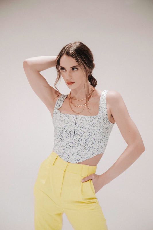 The Trendsetters of Today Unraveling the Role of Influencers in Modern Fashion