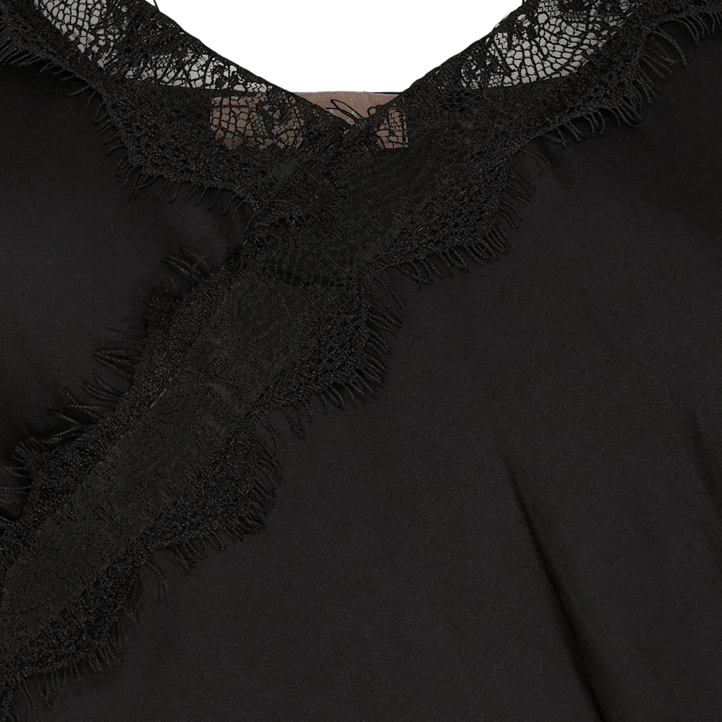 DREAM Lace Cami Top Marta du Chateau