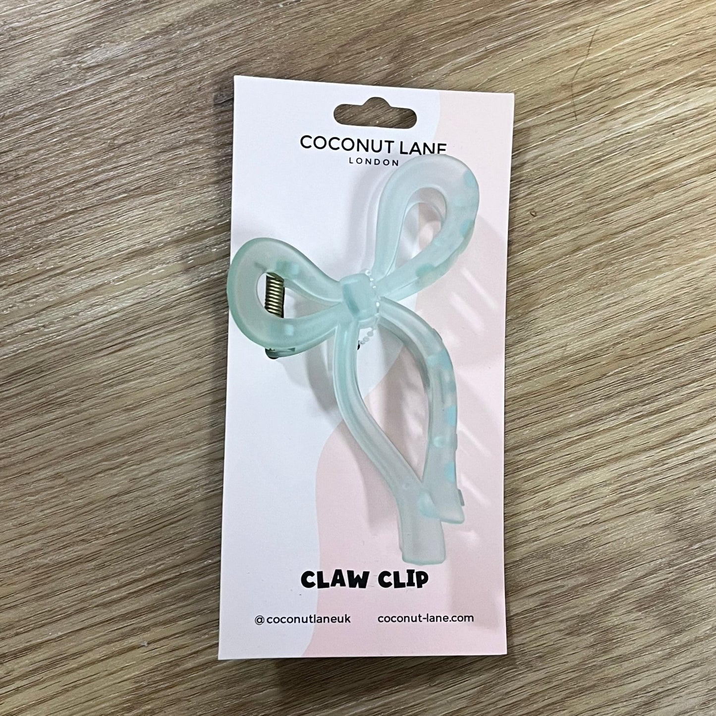 Bow Hair Clip Coconut Lane