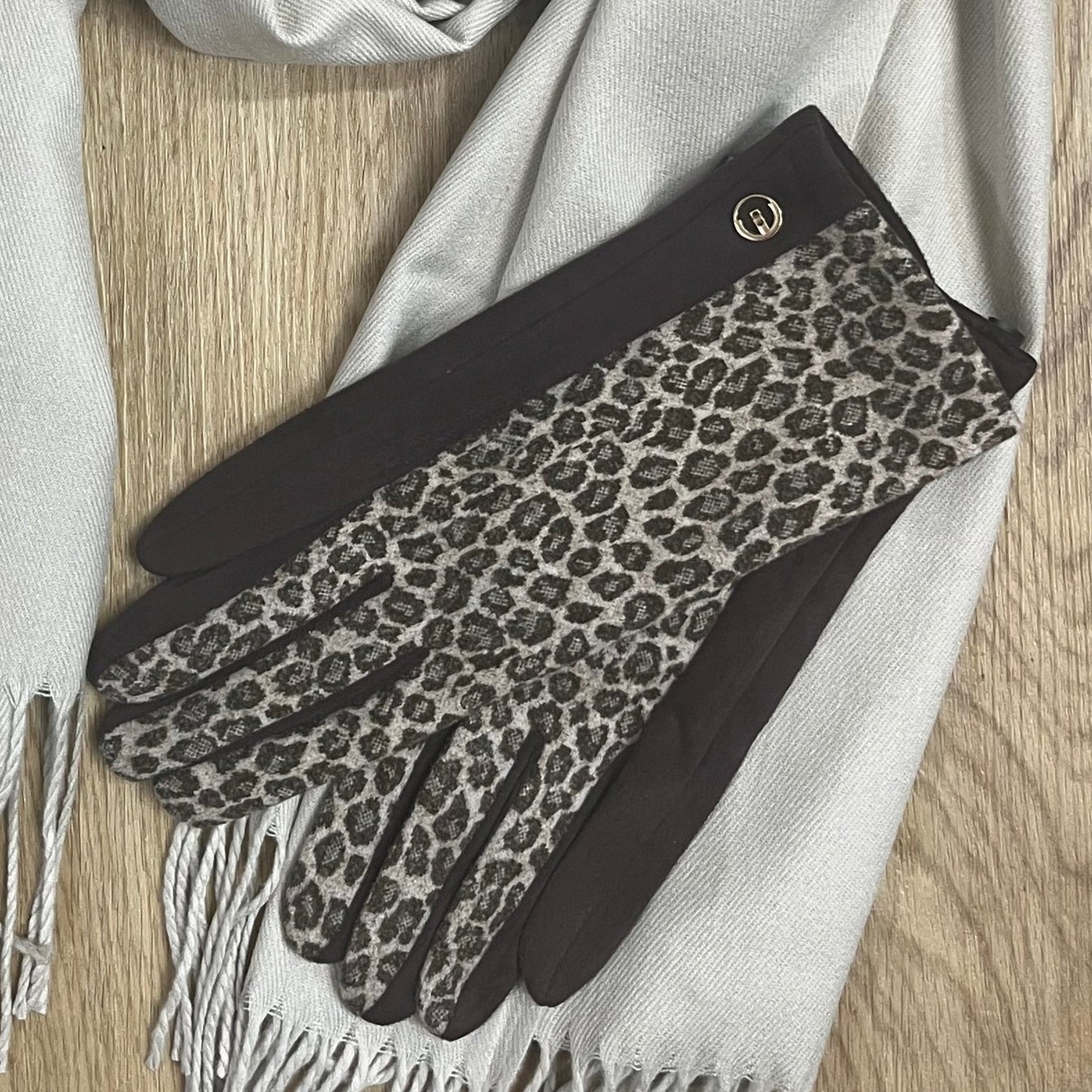 Fuax Suede Gloves Duchess Boutique