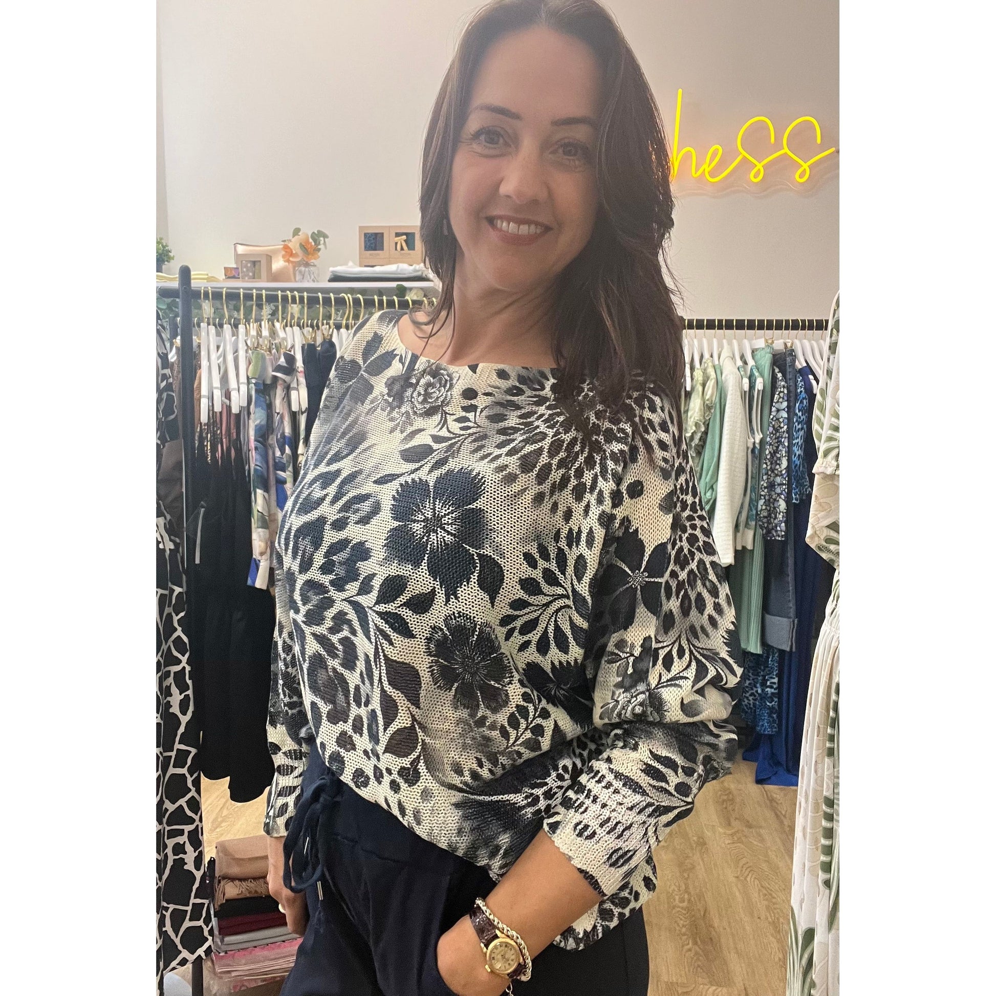 LOIS Fine Knit Top Duchess Boutique