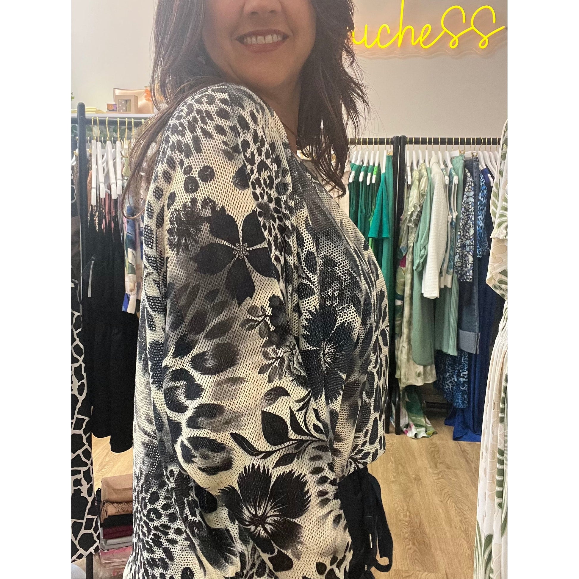 LOIS Fine Knit Top Duchess Boutique