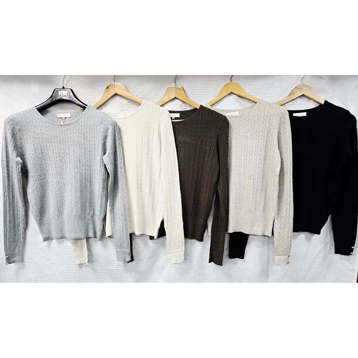 EYRE Top Duchess Boutique