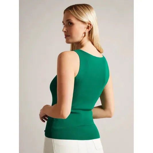 JOSIIY Vest Duchess Boutique